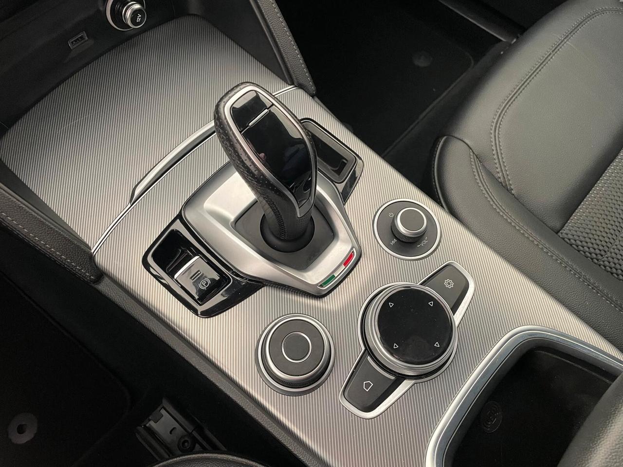 Alfa Romeo Stelvio 2.2 190Cv AT8 Q4 Sprint 2022
