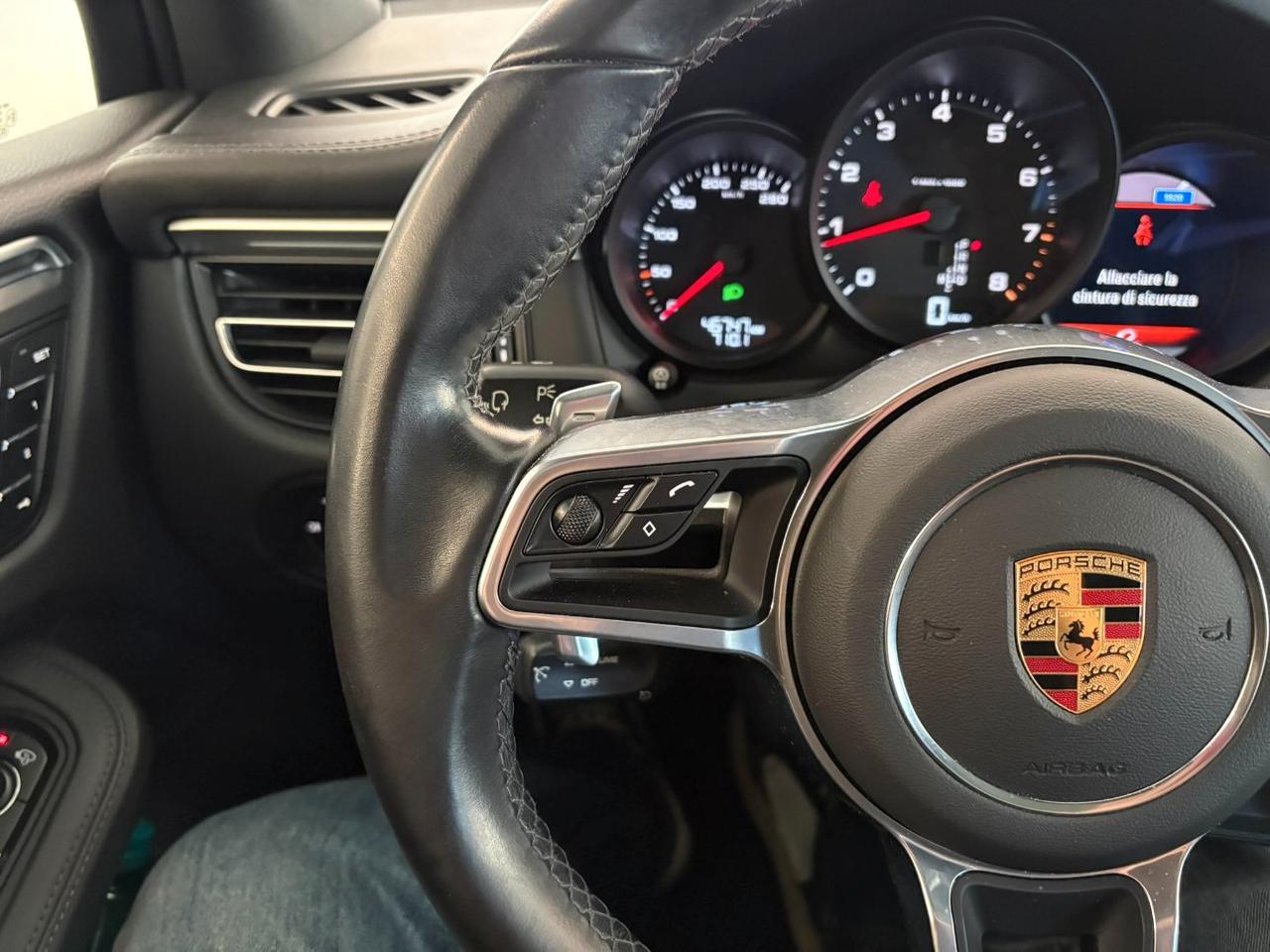 Porsche Macan 2.0 245cv pdk