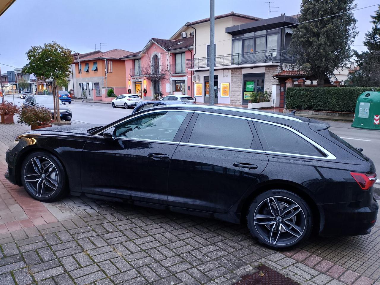 Audi A6 2.0 40 TDI MHEV Business Advanced