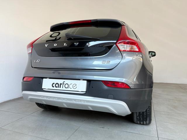 VOLVO V40 Cross Country D2 1.6 Summum