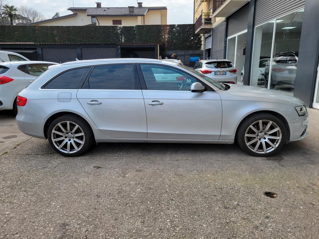 Audi A4 Avant 2.0 TDI 143CV Business Plus INIETTORI E POMPA GUASTI