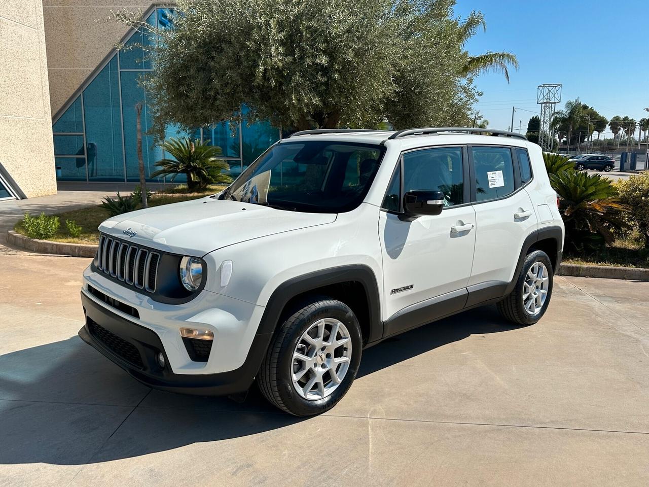 Jeep Renegade phev Altitude offerta T-Stock prezzo imperdibile