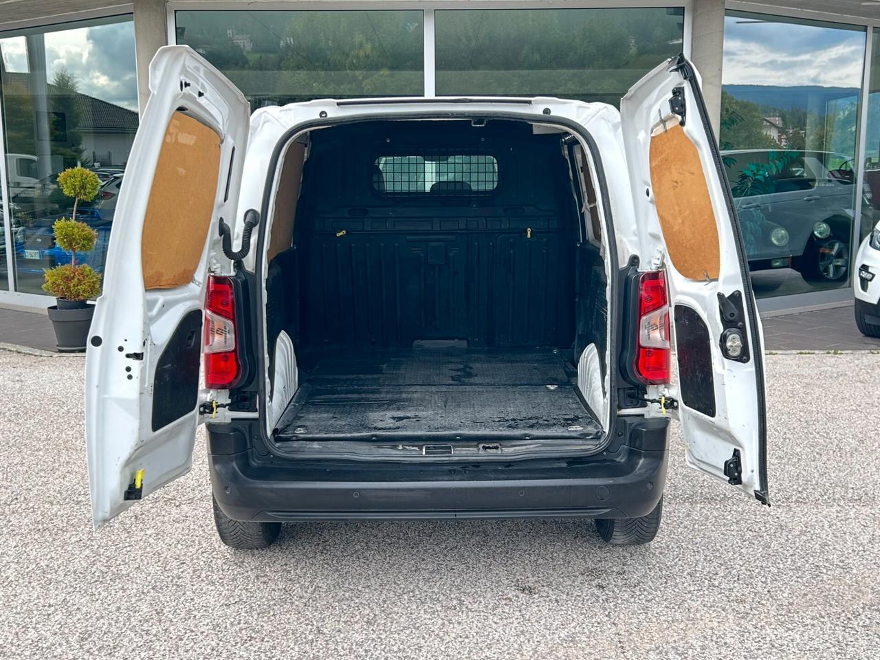Opel Combo Cargo 1.5d 102cv 3 POSTI