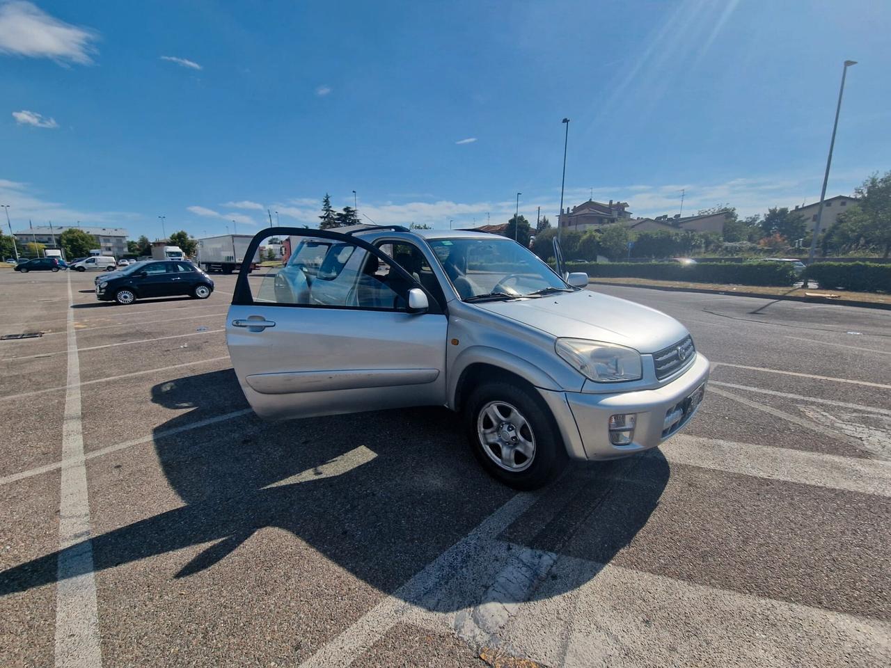 Toyota RAV 4 RAV4 2.0 16V cat 3 porte Sol MAI USATA COME FUORISTRADA