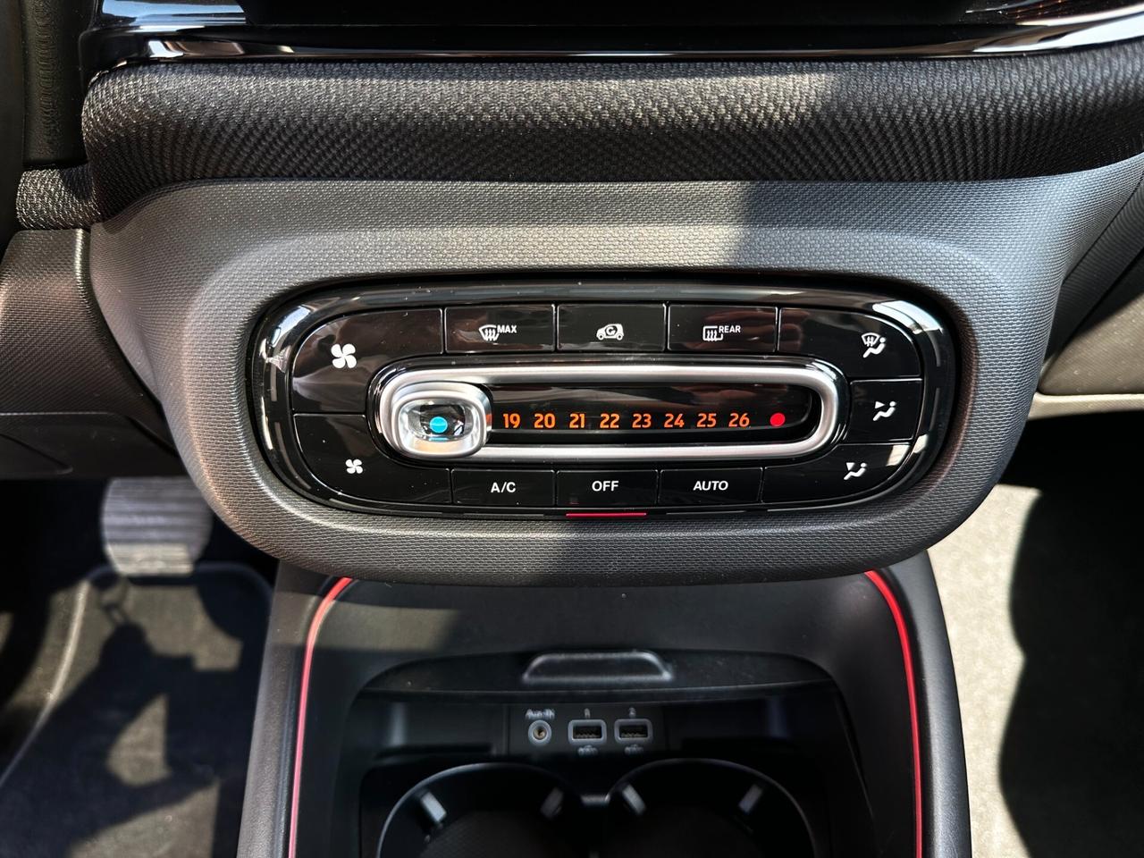 Smart ForTwo EQ Prime, Fari full led, Telecamera