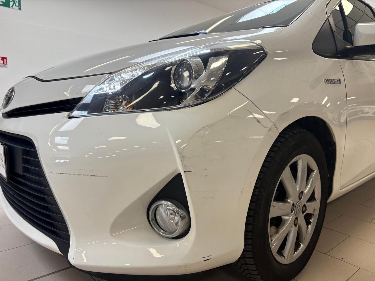 Toyota Yaris 5p 1.5h Lounge