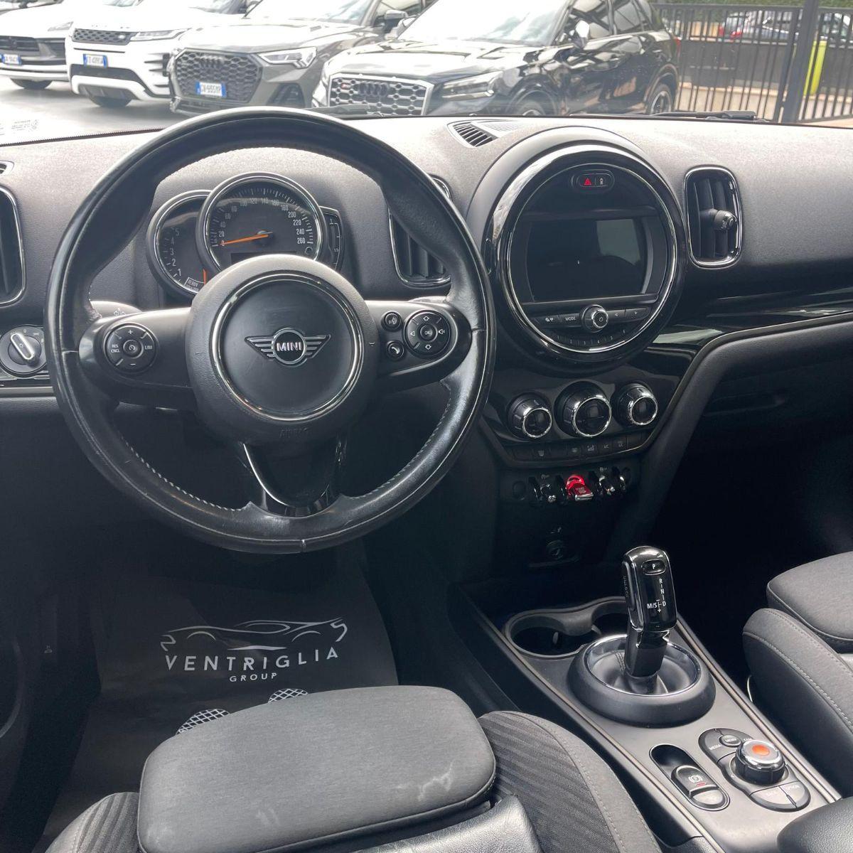 MINI - Countryman - Cooper D Busin. ALL4 Aut.