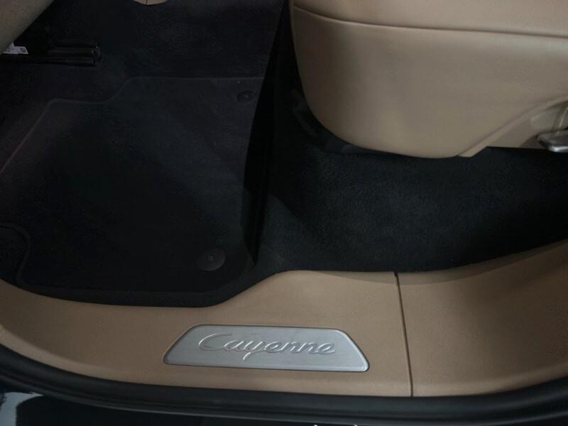 PORSCHE Cayenne 3ªs.'17--> Cayenne 3.0 V6