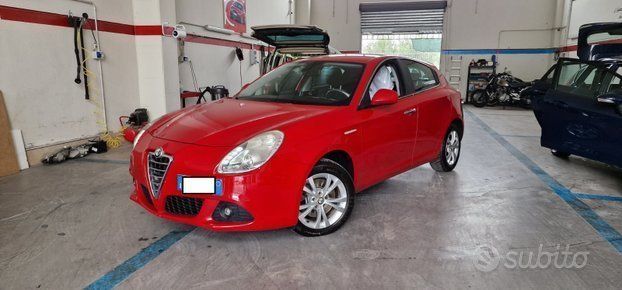 ALFA ROMEO Giulietta 2.0 JTDm 170cv Distinctive