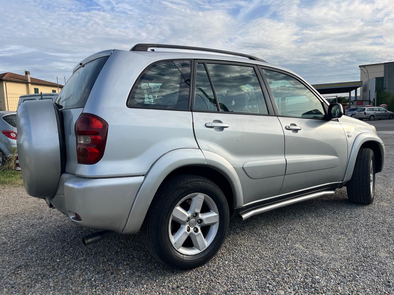 Toyota RAV 4 RAV4 2.0 Tdi D-4D cat 5 porte Sol
