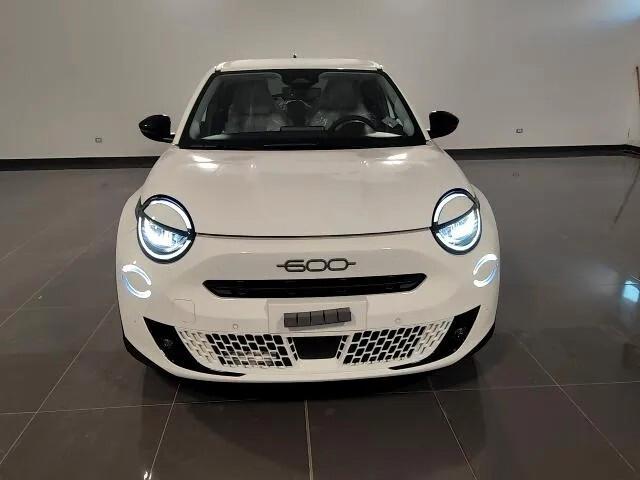 Fiat 600 Hybrid DCT MHEV 110cv La Prima '25 Km 0