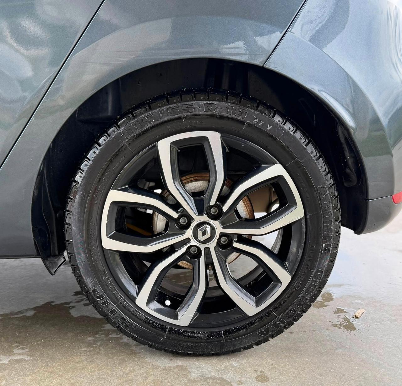 Renault Clio dCi 8V 75 CV Start&Stop 5 porte Energy Intens