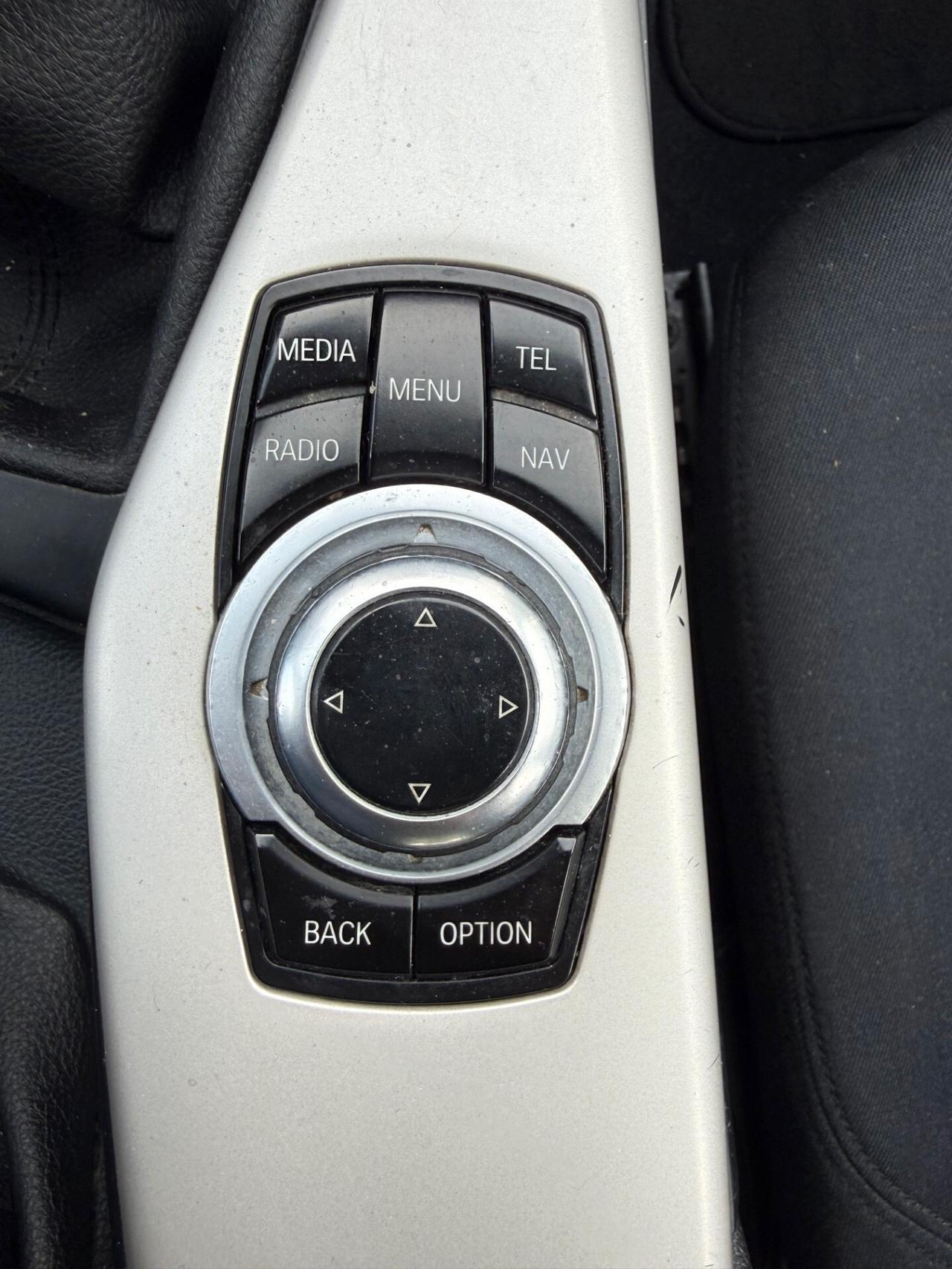 Bmw 118 118d 5p. Unique