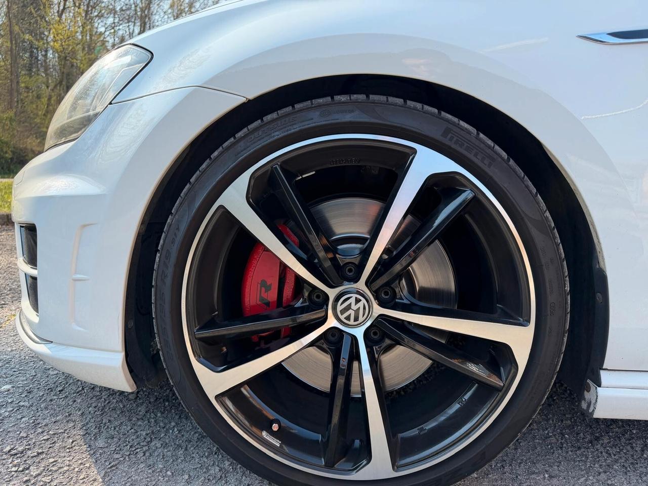 Volkswagen Golf R 2.0 DSG 3p.