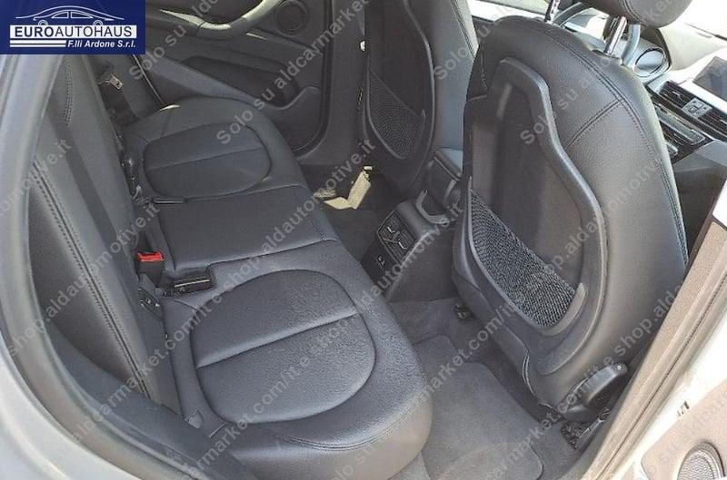 BMW X1 sDrive 18d Business Advantage *PELLE, LED*