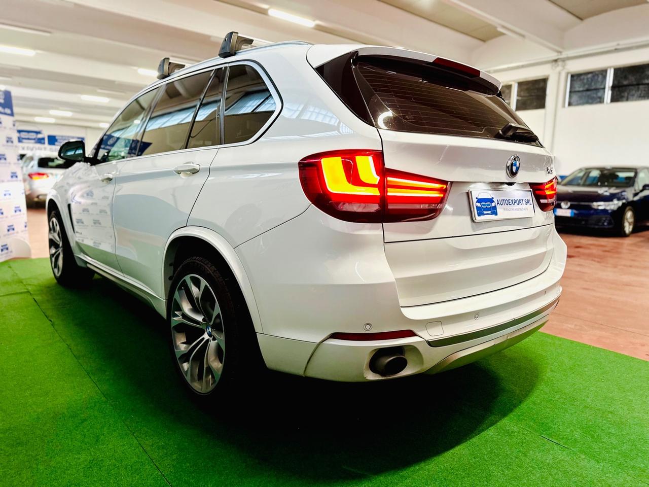 Splendida Bmw X5 xDrive25d Luxury/euro6/kmcertif