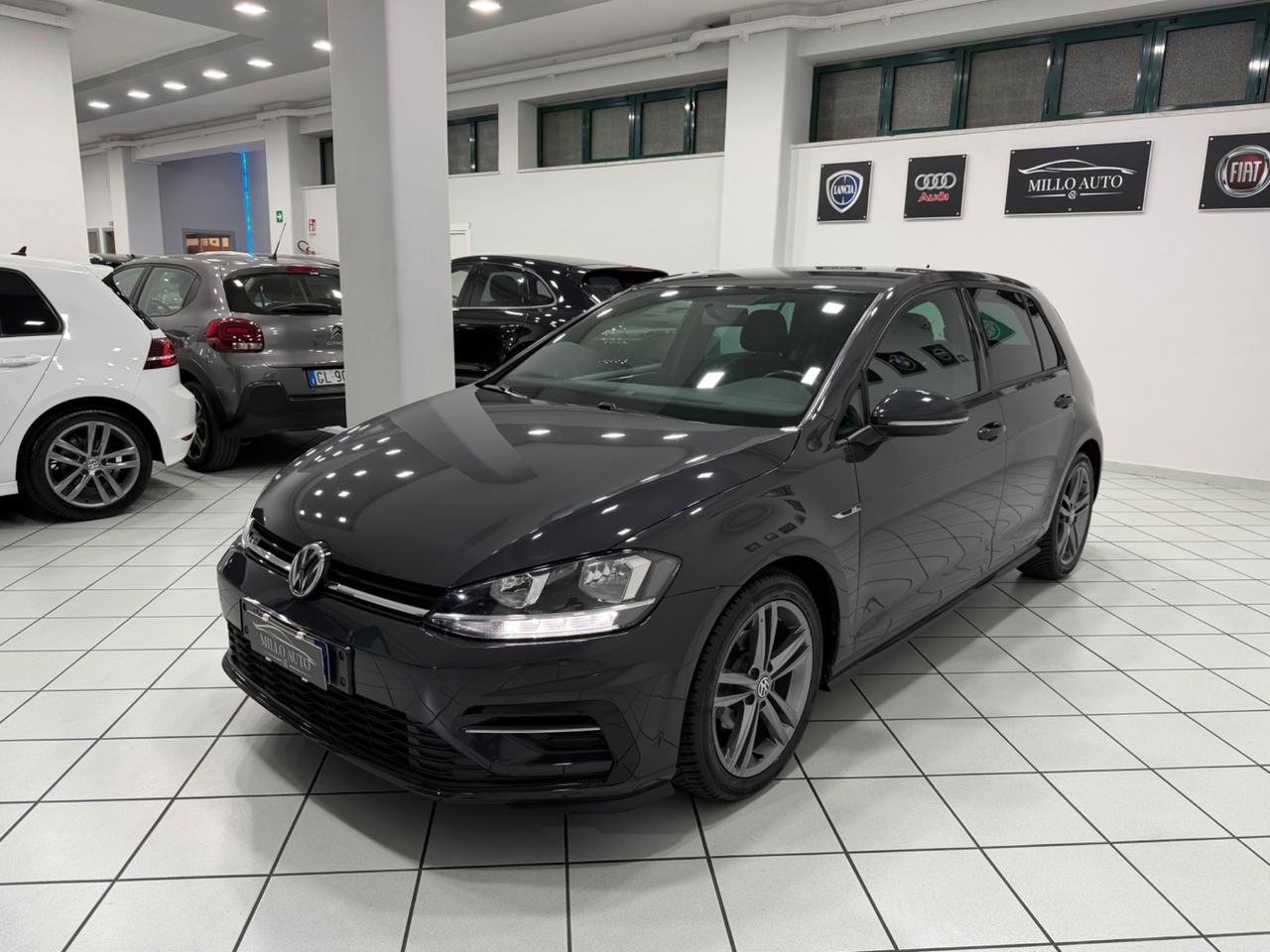 Volkswagen Golf 1.0cc 115cv R-Line