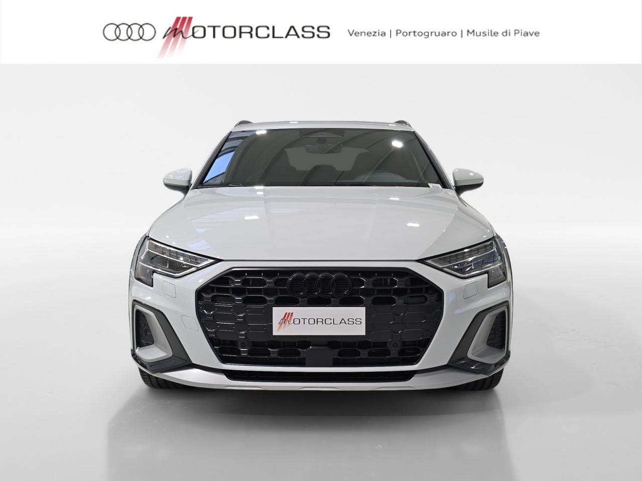 Audi A3 allstreet 2.0 tdi 150cv identity contrast s tronic