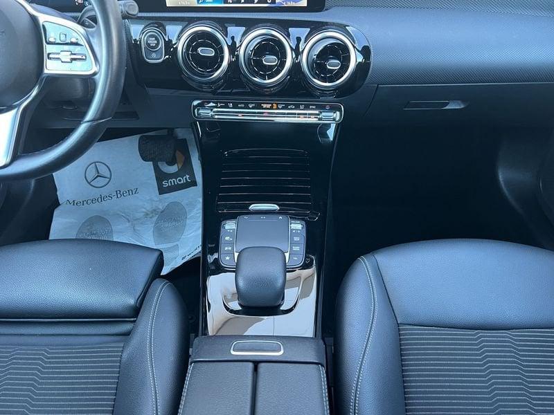 Mercedes-Benz Classe A A 180 d Sedan Automatic Sport Tech Pack