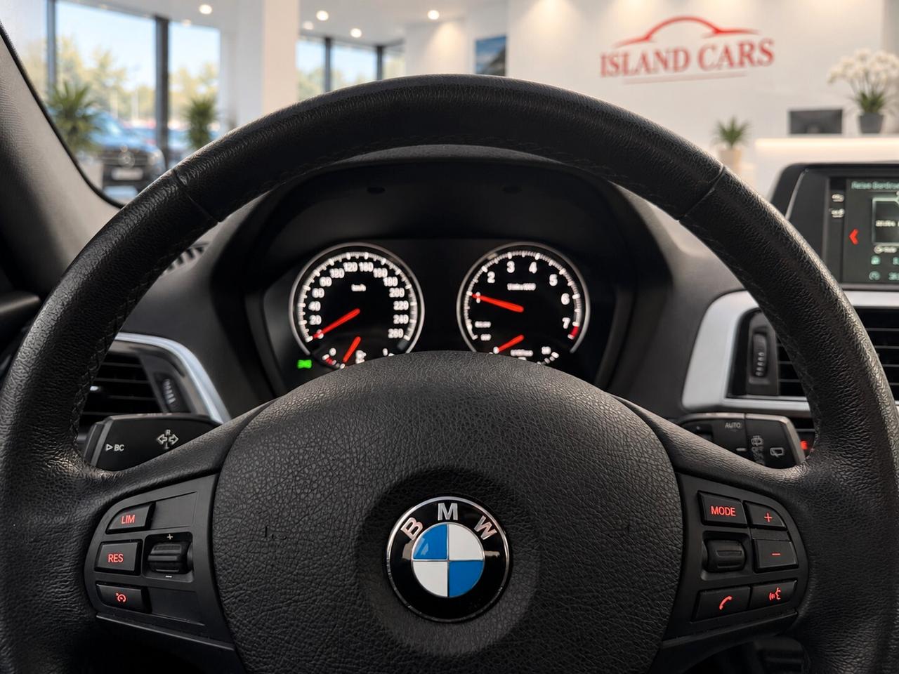 Bmw 118 118i 5p. Advantage