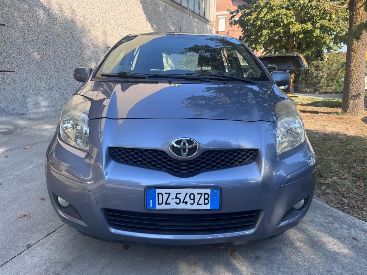 Toyota Yaris 1.3 5 porte Sol