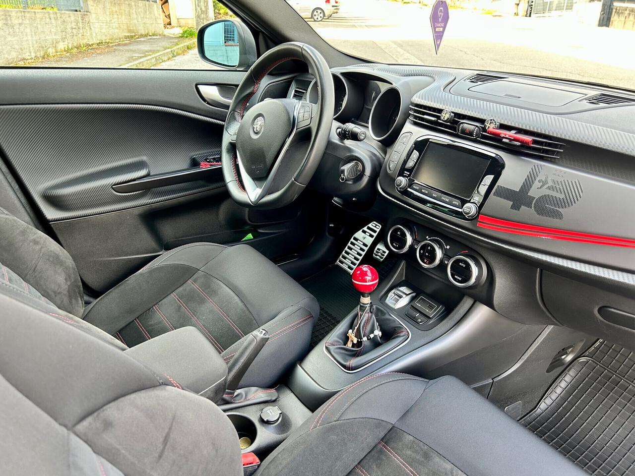 Alfa Romeo Giulietta 1.6 JTDm - CARBON EDITION !!