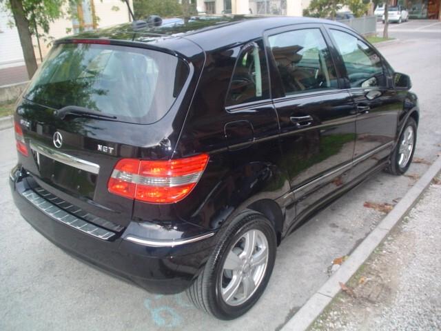 Mercedes Classe B 170 NGT BlueEFFICIENCY Chrome