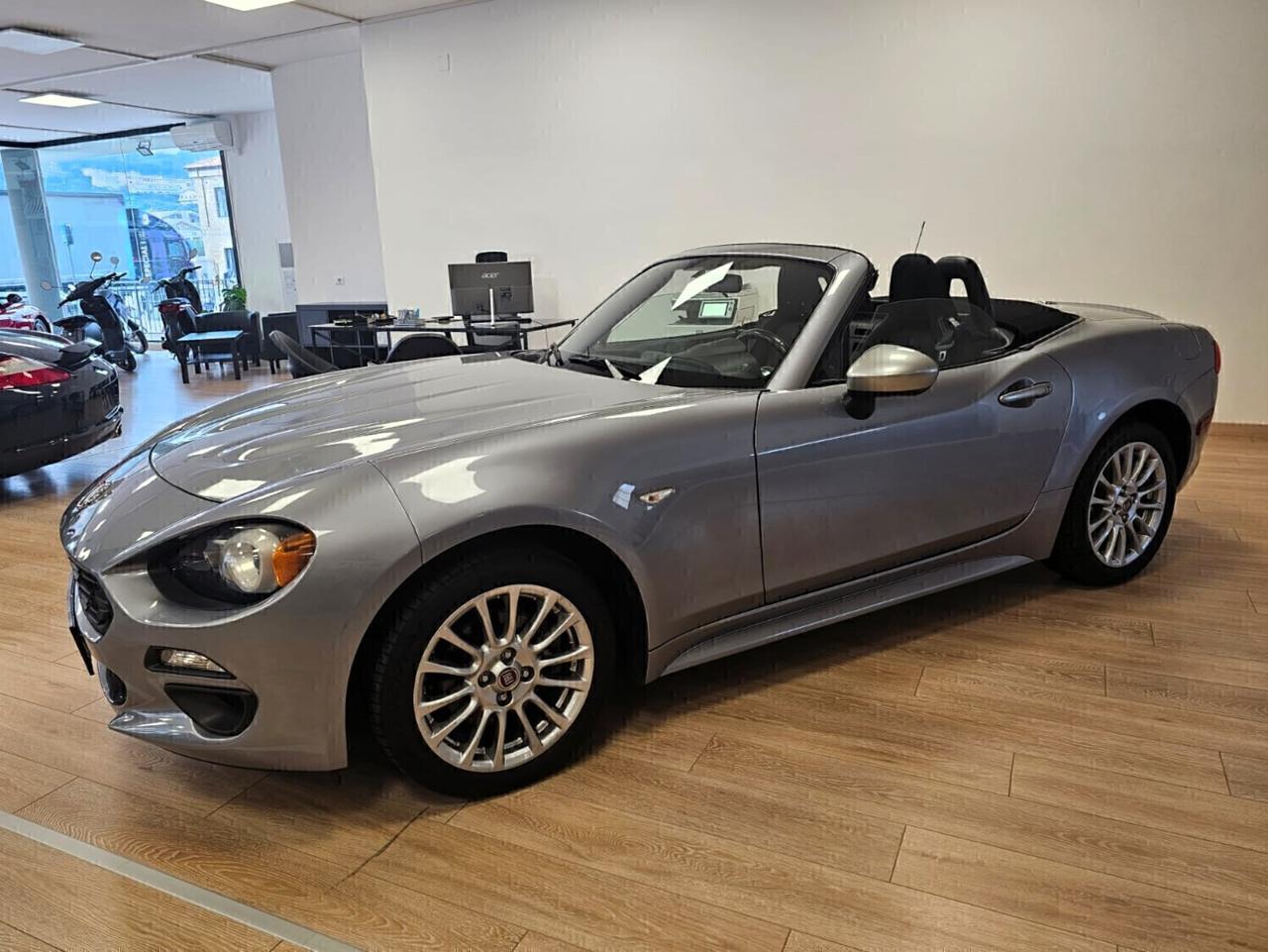 Fiat 124 Spider 1.4 MultiAir AT6