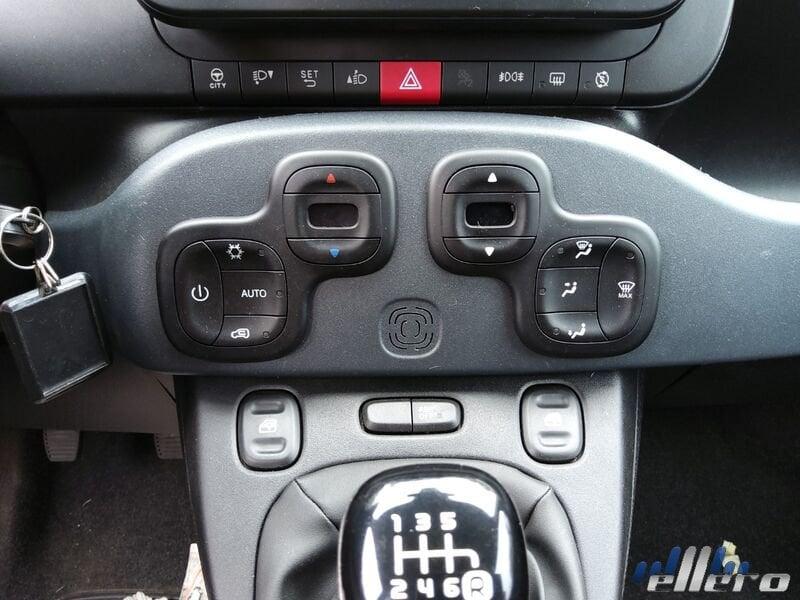 FIAT Panda MY24 70cv Hybrid CROSS