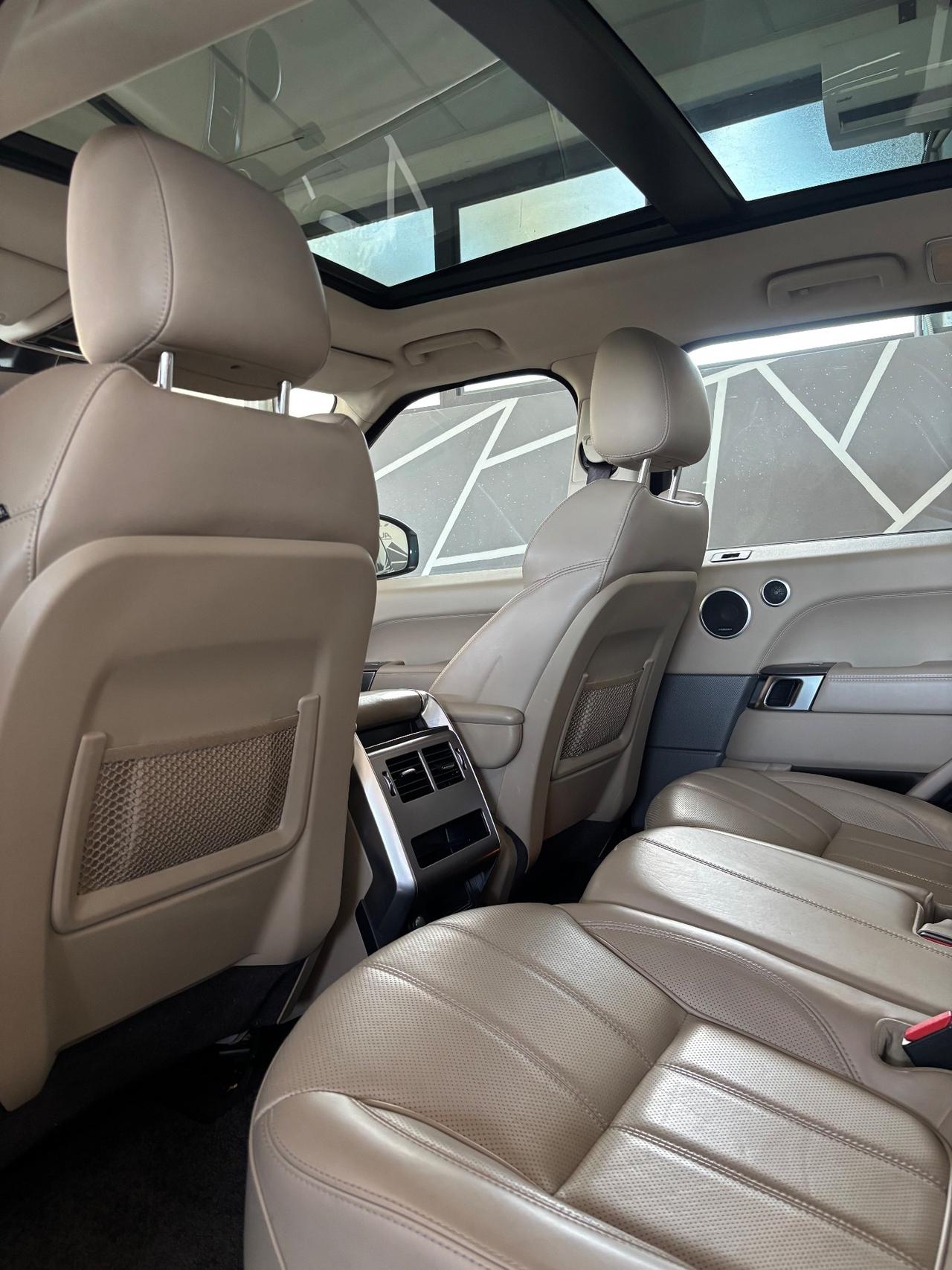 Land Rover Range Sport 3.0 TDV6 HSE Dynamic