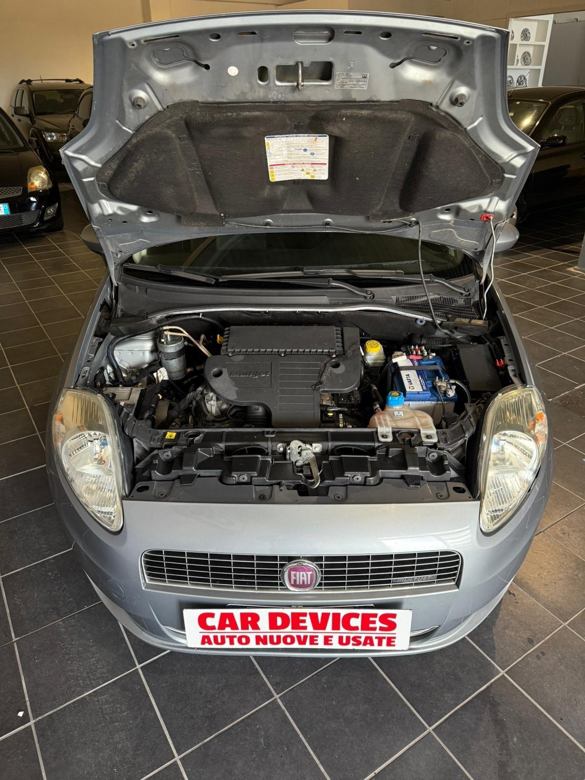 Fiat Grande Punto 1.3 MJT 75 CV -NEOPATENTATI