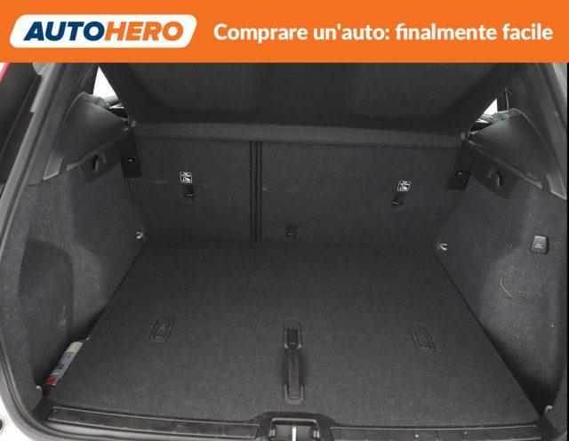 VOLVO XC40 B3 automatico Essential