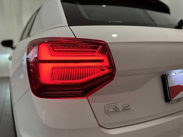 Audi Q2 35 TFSI Business