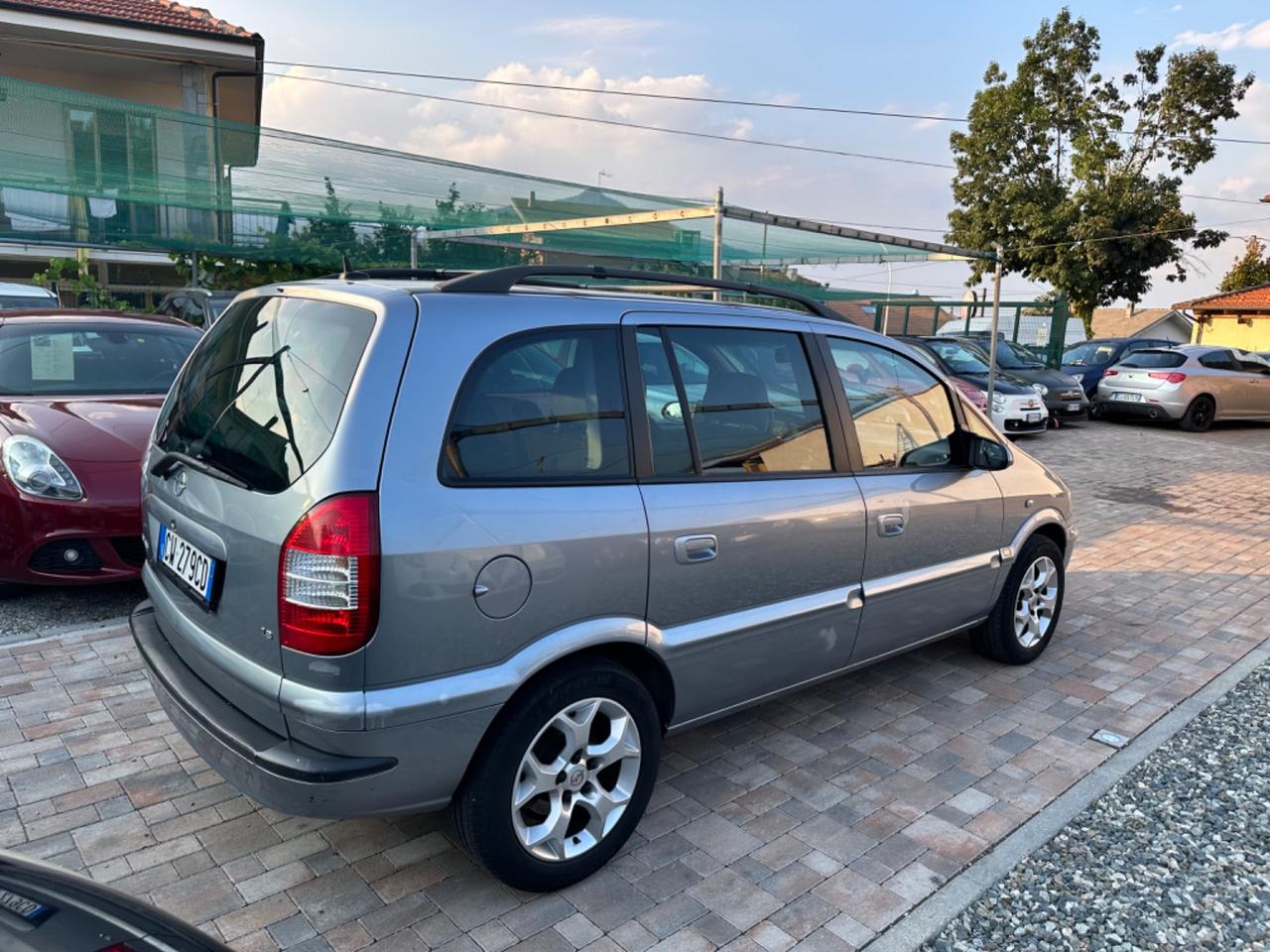 Opel Zafira 1.8 16V cat Fashion Line