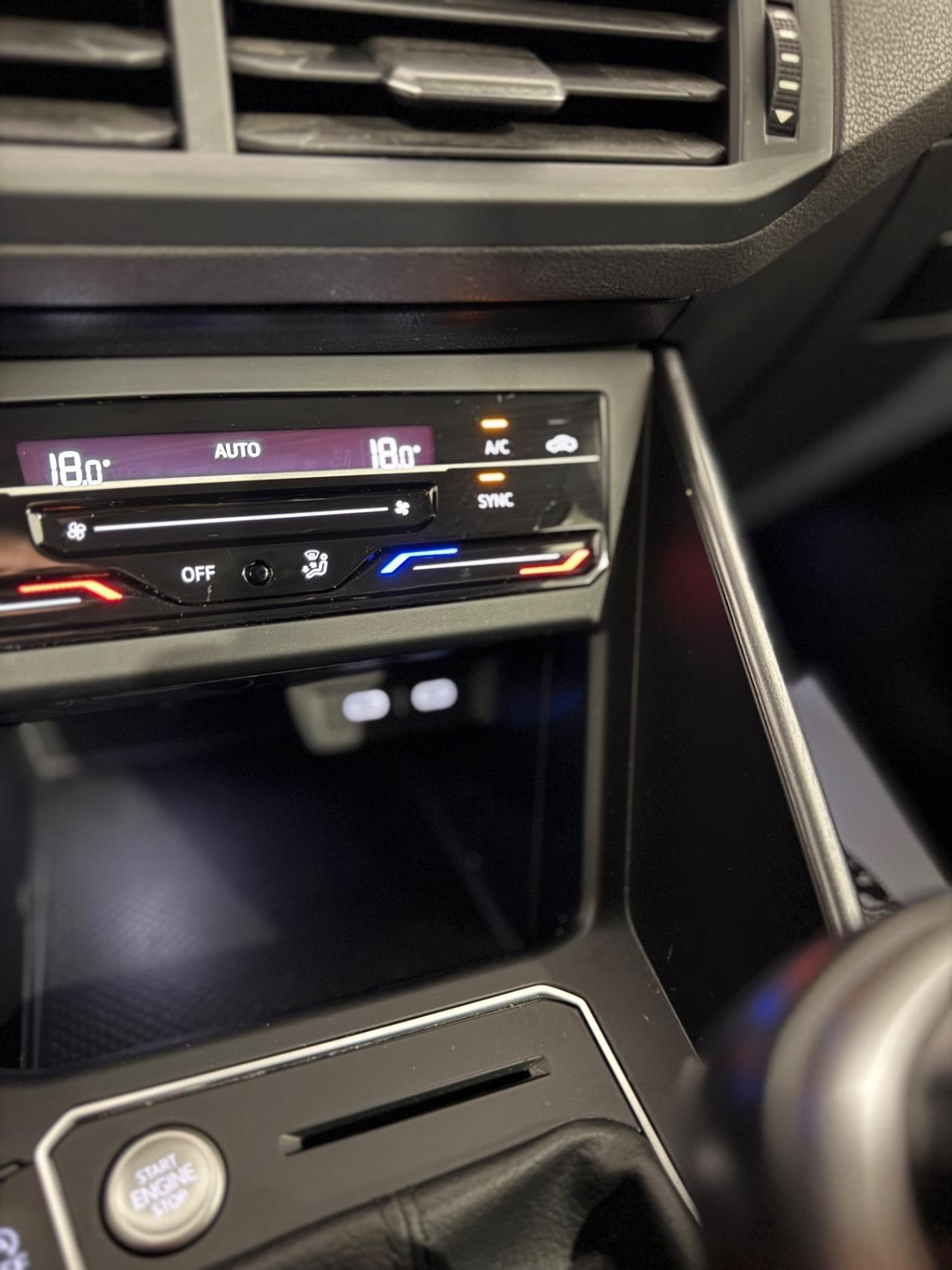 Volkswagen Polo Style, fanali full led IQ LIGHT, APPLECARPLAY & ANDROID AUTO, PARCHRGGIO AUTOMATICO,