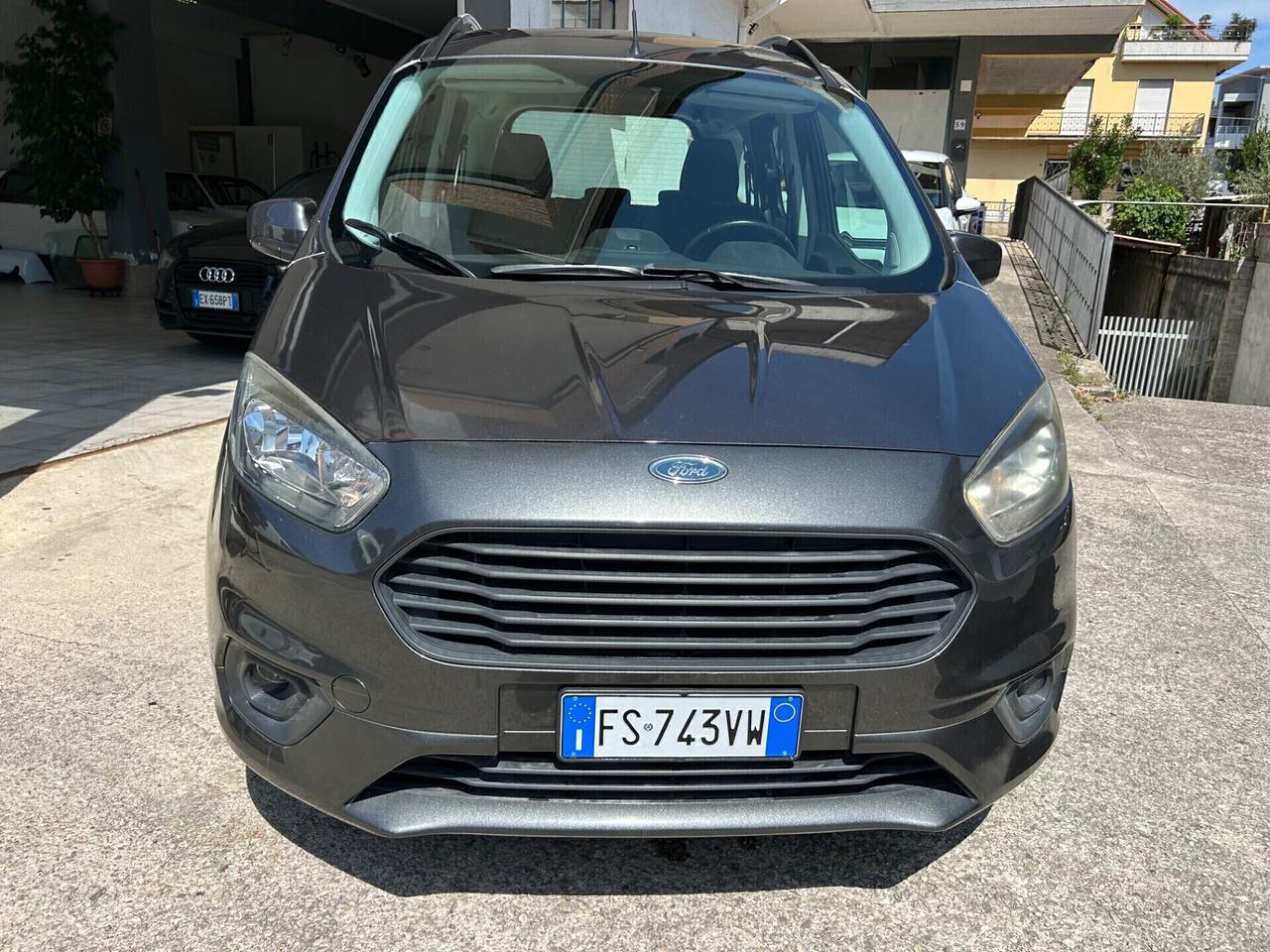 Ford Tourneo Courier 1.5 TDCI “ 40.000 KM “