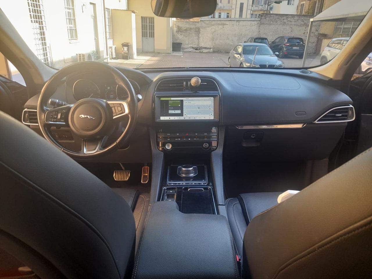 Jaguar F-Pace 2.0 20d Turbo #7015