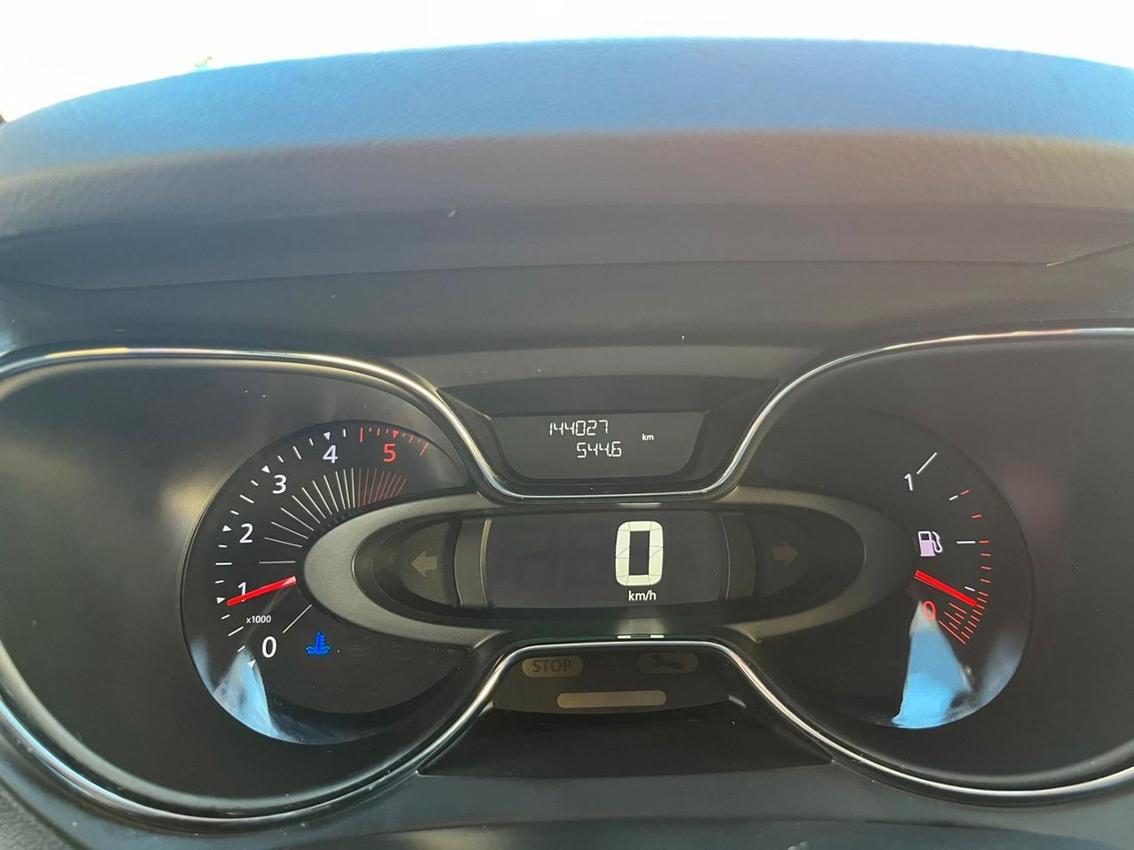 RENAULT CAPTUR 1.5 9OCV R-LINK TOP FULL NAVI RETROC DISTRIBUZ ESEGUITA