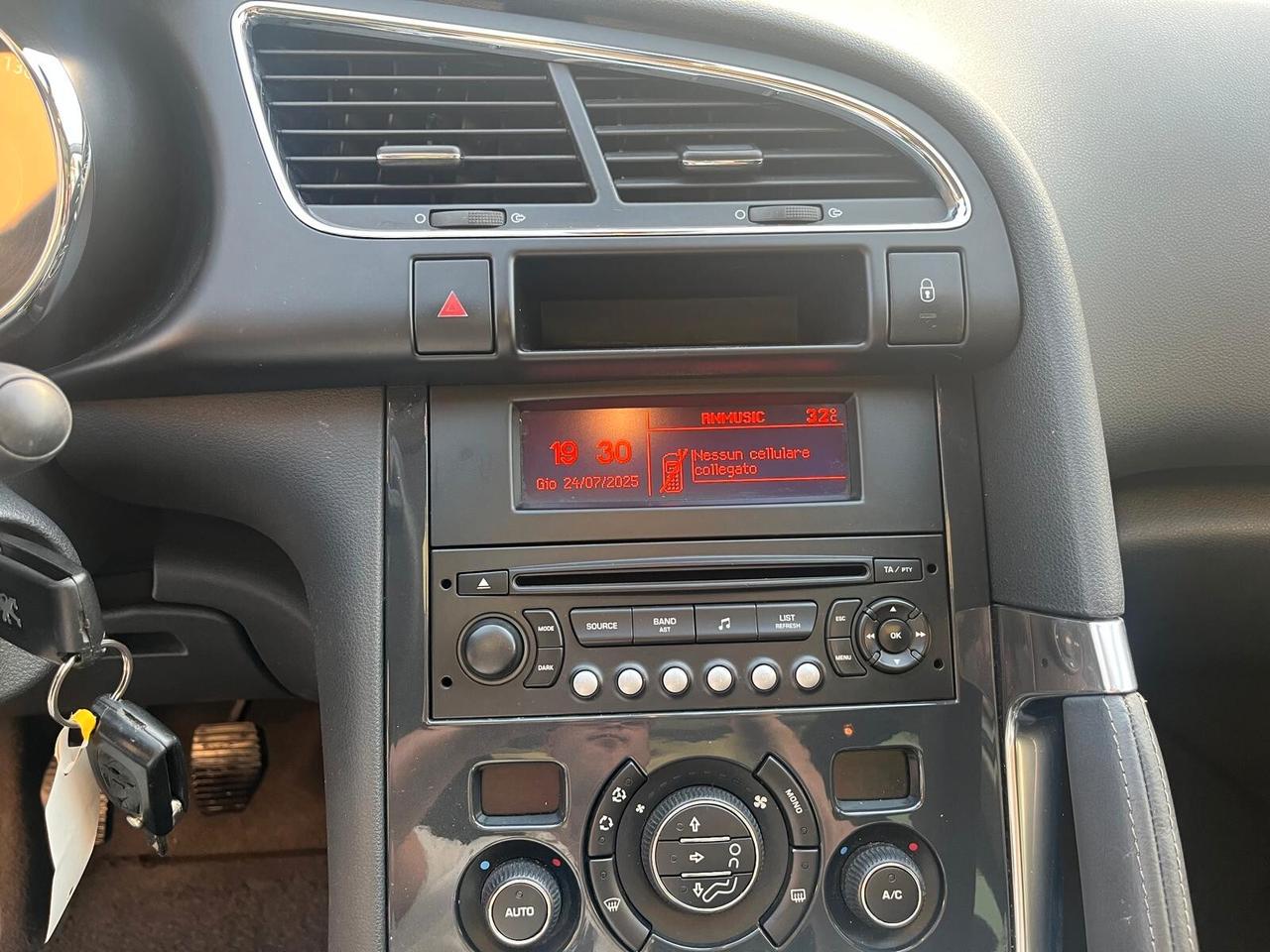 Peugeot 3008 1.6 HDi 112CV Tecno