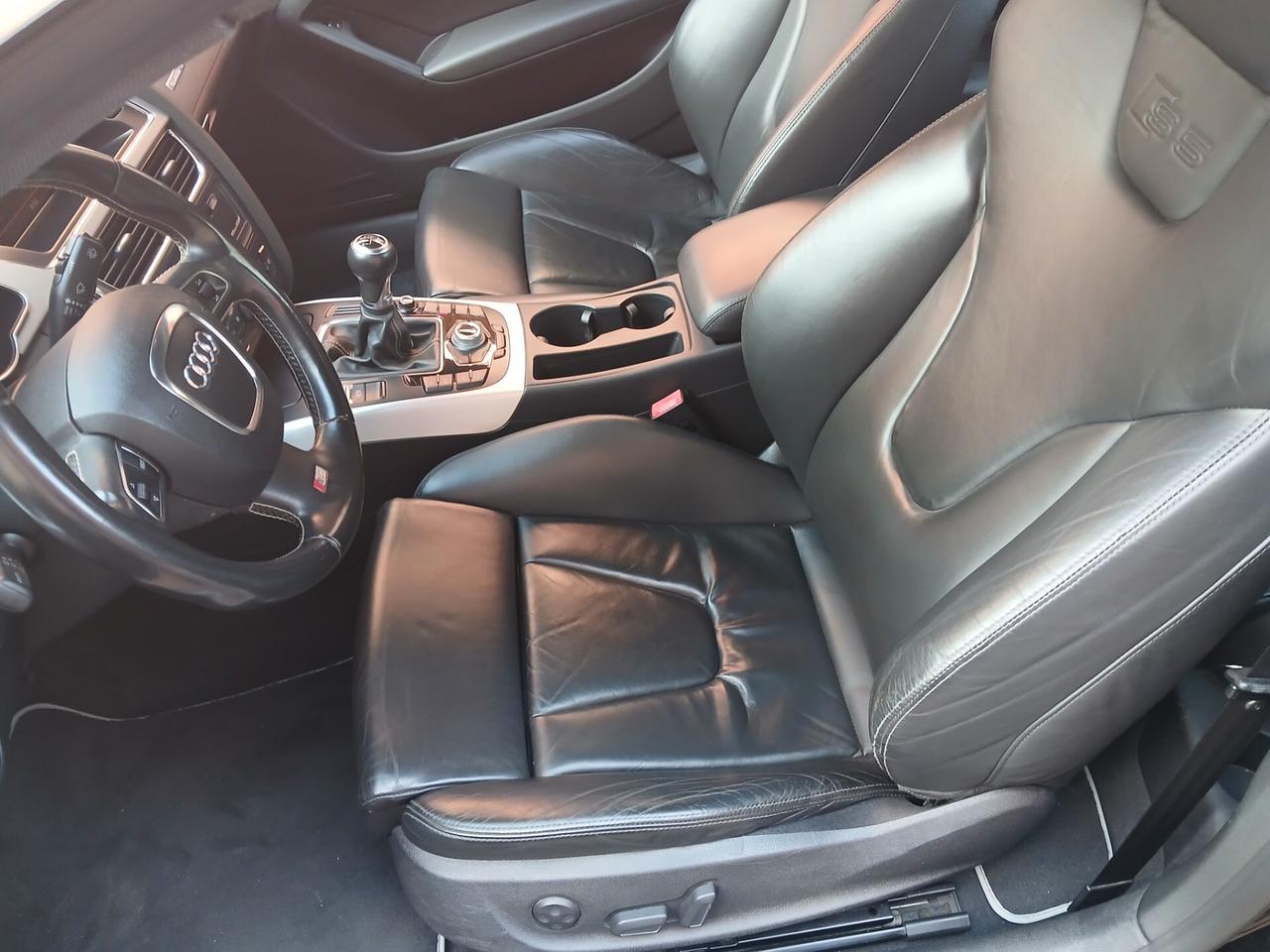 Audi A5 S5 4.2 V8 quattro