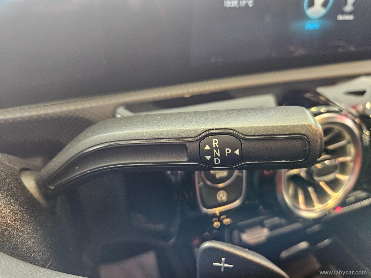 MERCEDES-BENZ A 200 d Automatic Sport