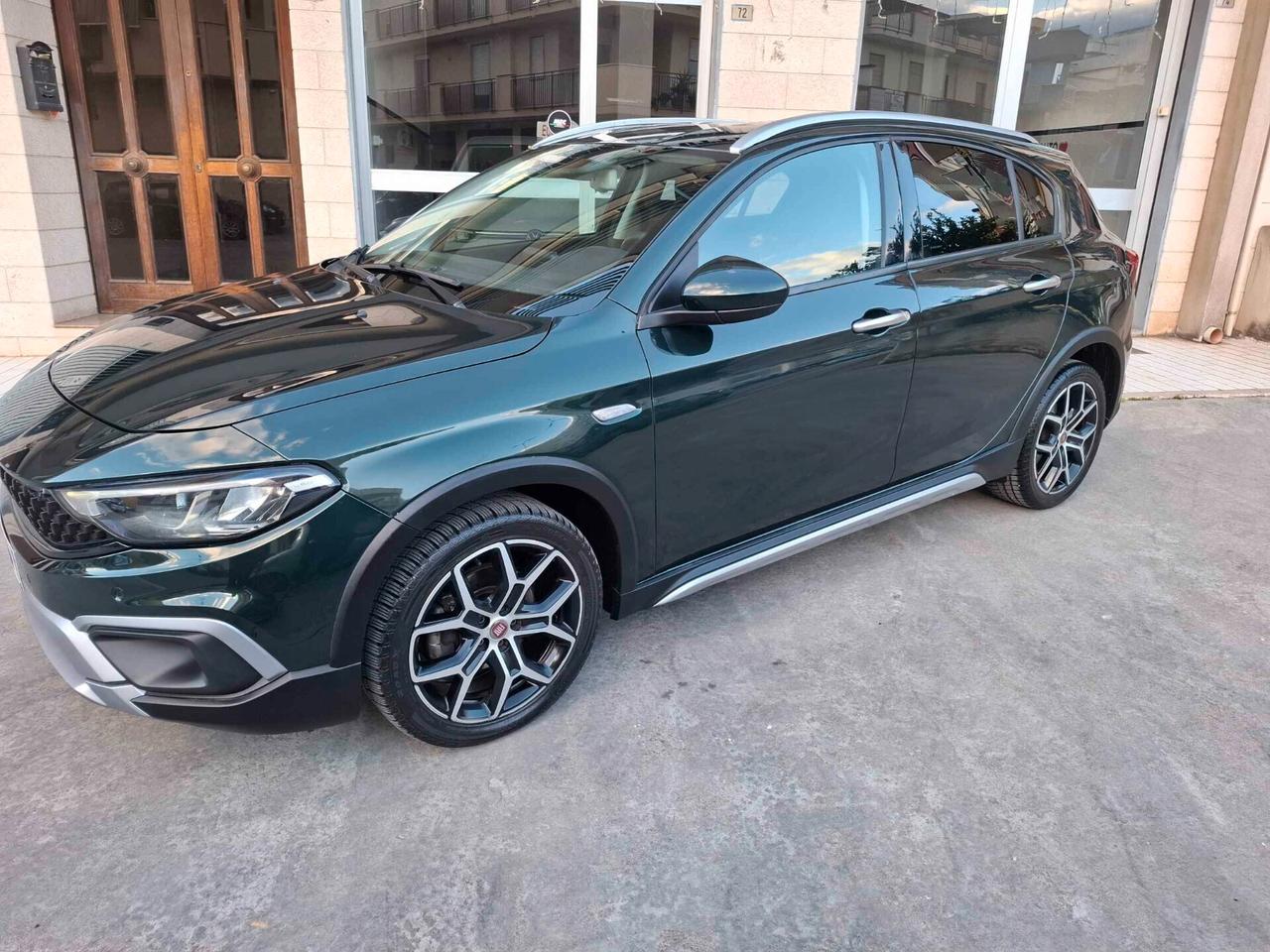 Fiat Tipo 1.6 Mjt S&S 5 porte Cross - 2021