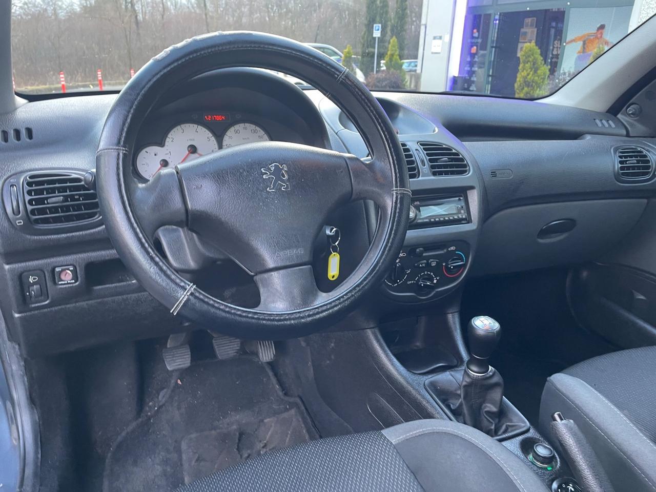 Peugeot 206 1.4 5p. Sweet Years*Neopatentati*