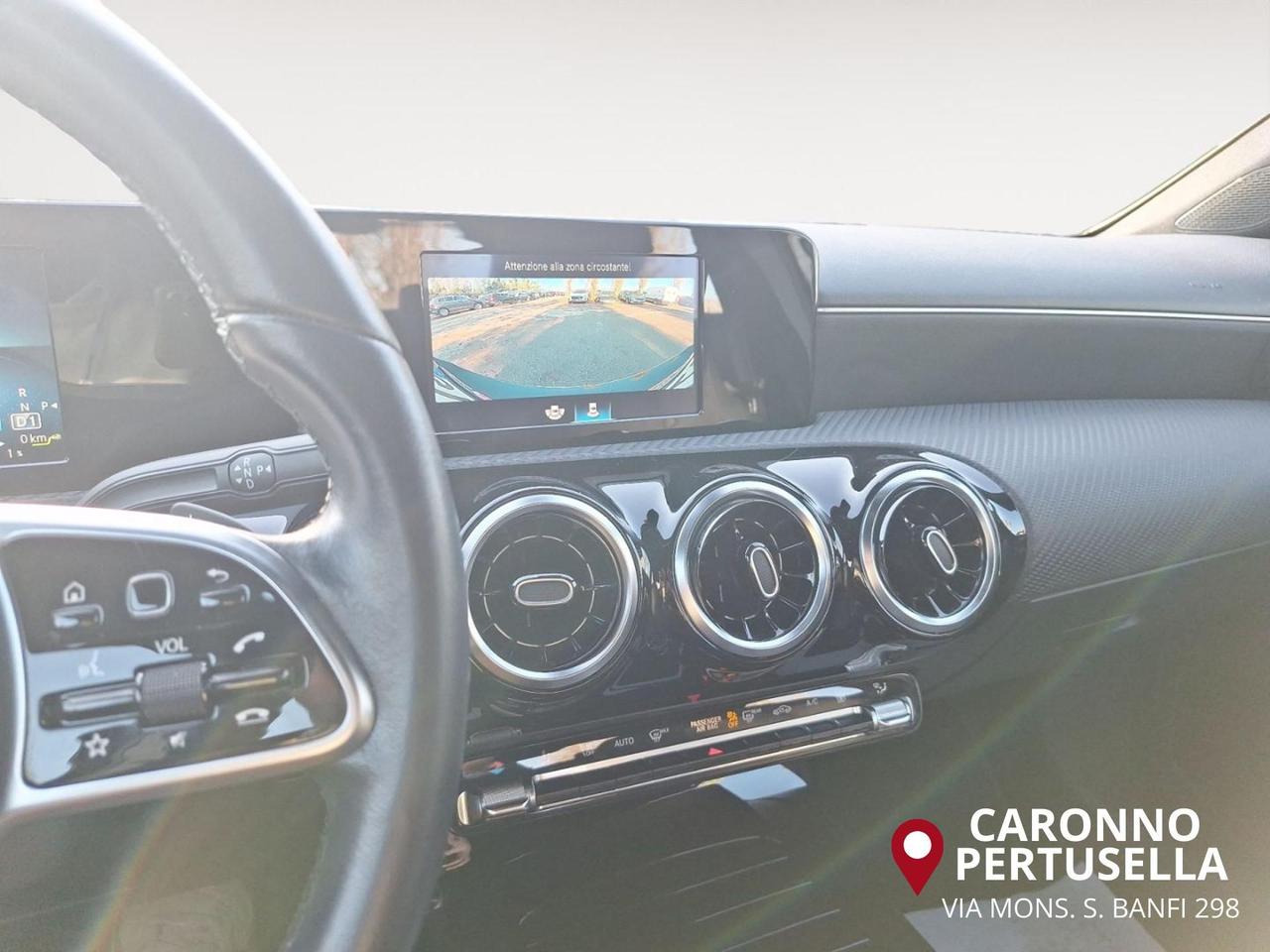 Mercedes-Benz A 250 e hybrid EQ Business