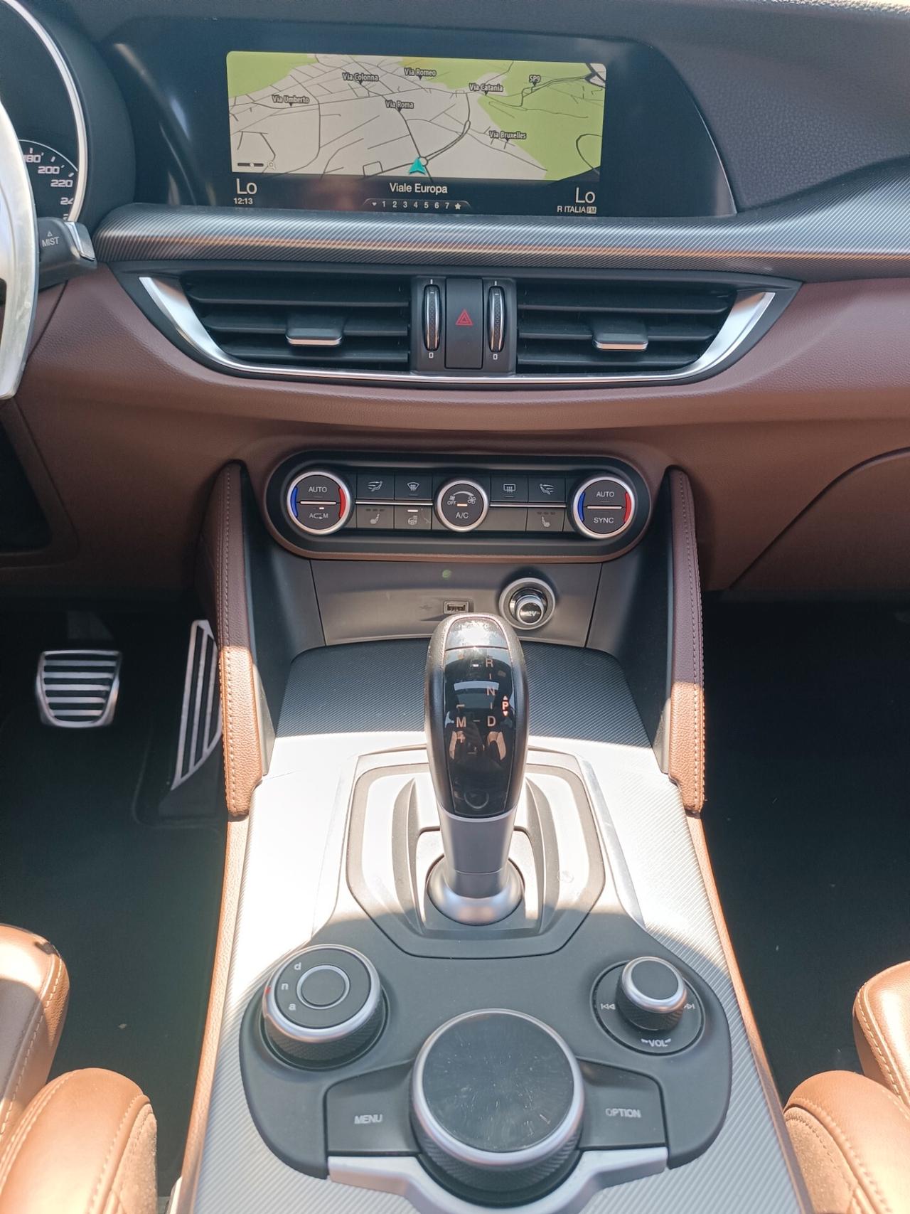 Alfa Romeo Stelvio 2.2 Turbodiesel 210 CV AT8 Q4 Super