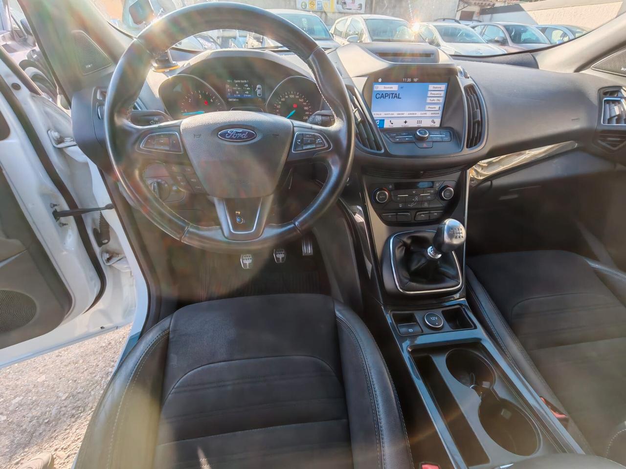 Ford Kuga 1.5 TDCI 120 CV S&S 2WD Powershift ST-Line