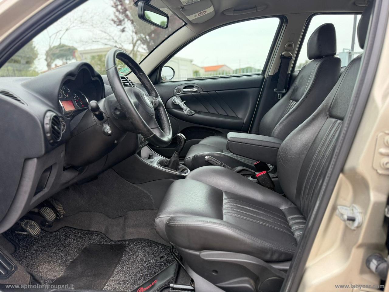 ALFA ROMEO 147 1.6 TS 105CV 5p. Distinctive