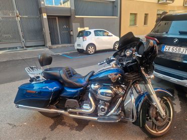 Harley-davidson Street Glide anniversary