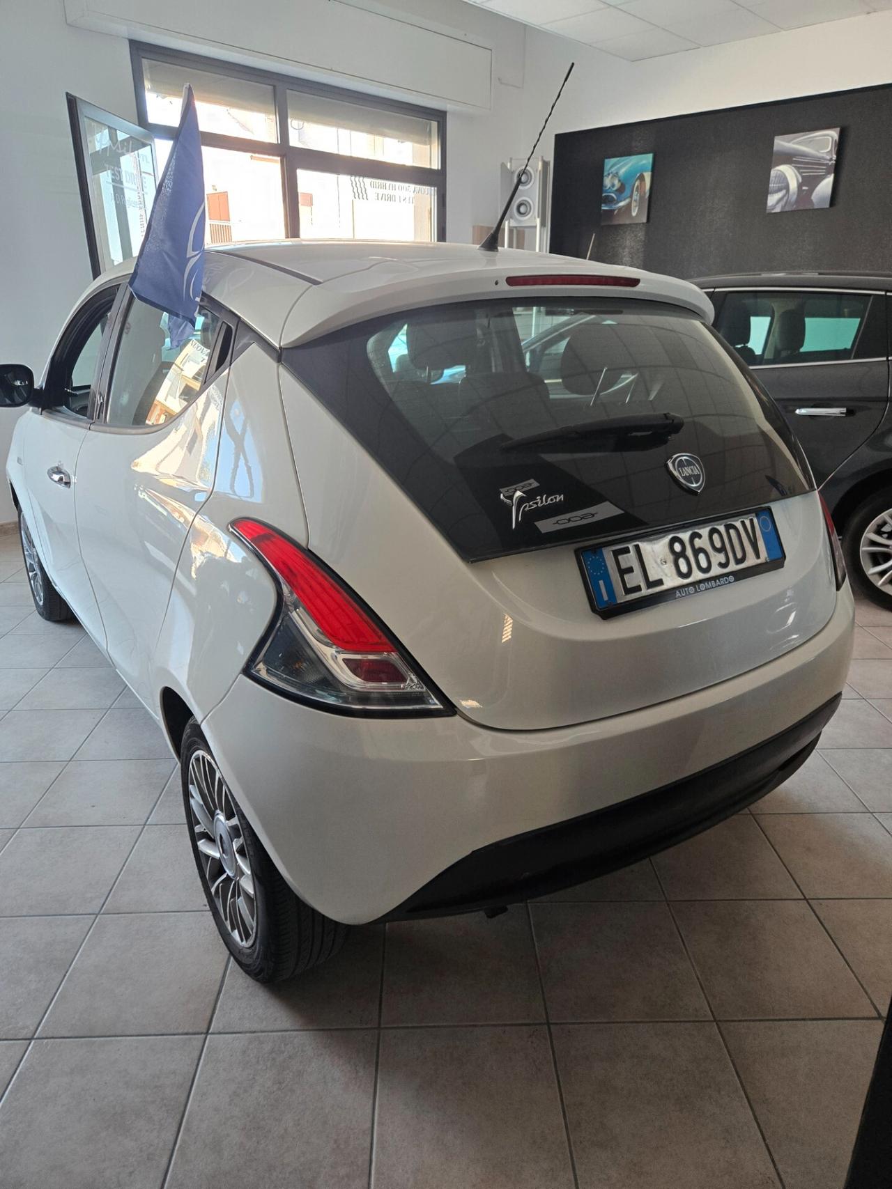Lancia Ypsilon 1.2 69 CV 5 porte S&S Gold