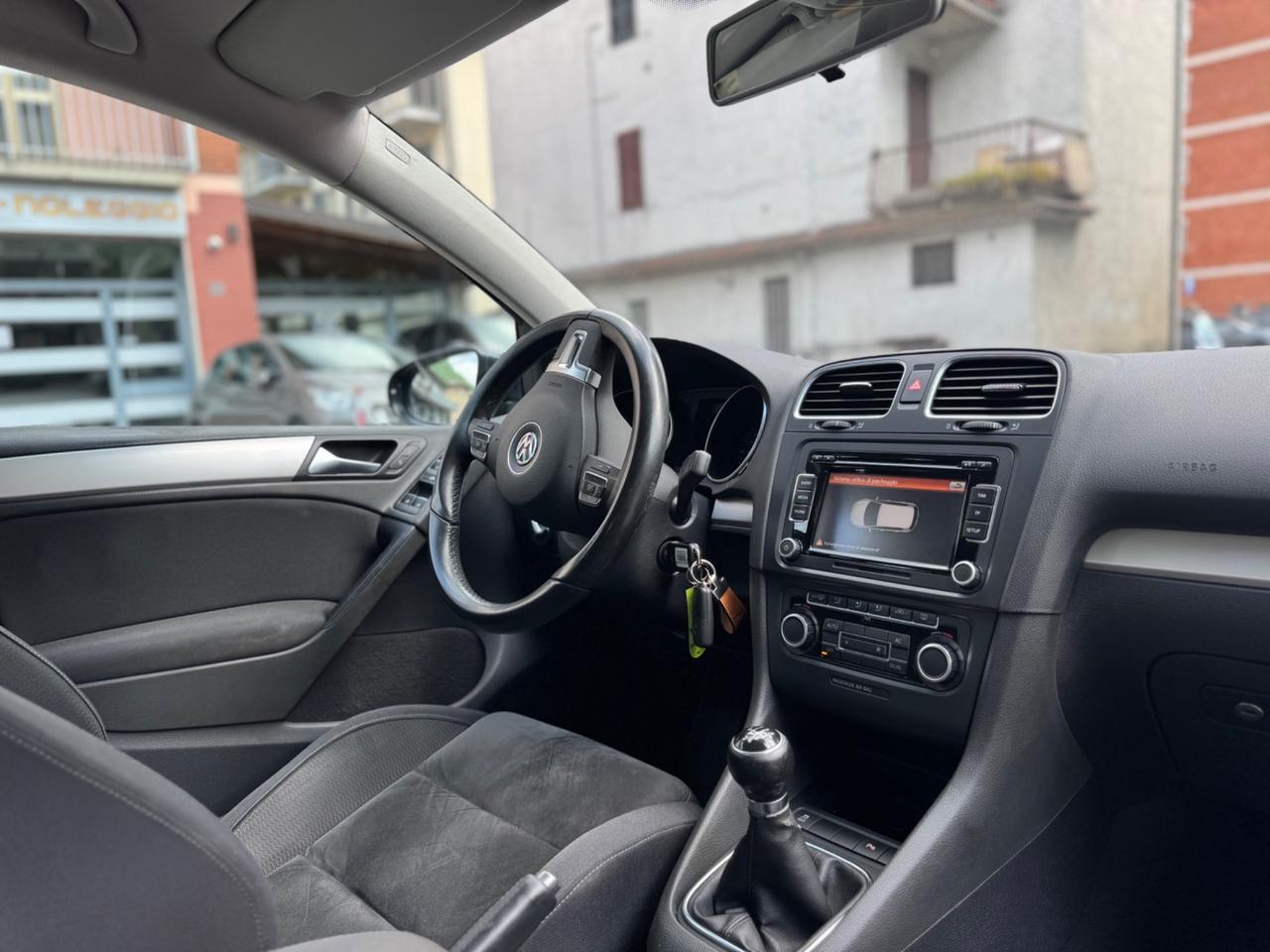 Volkswagen Golf 1.6 TDI DPF 5p. Highline